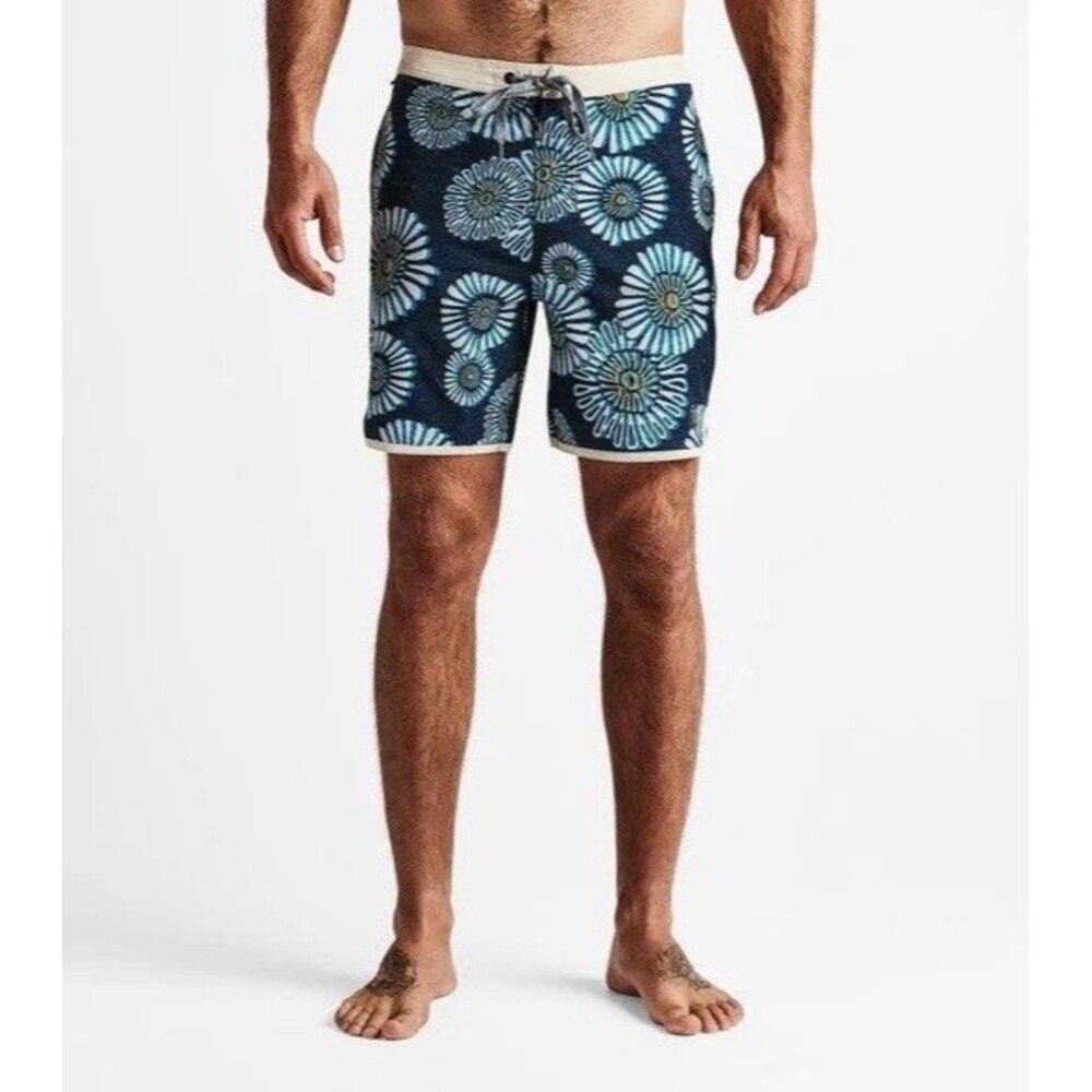 Roark Chiller Casablanca Boardshort Navy NWOT 38
